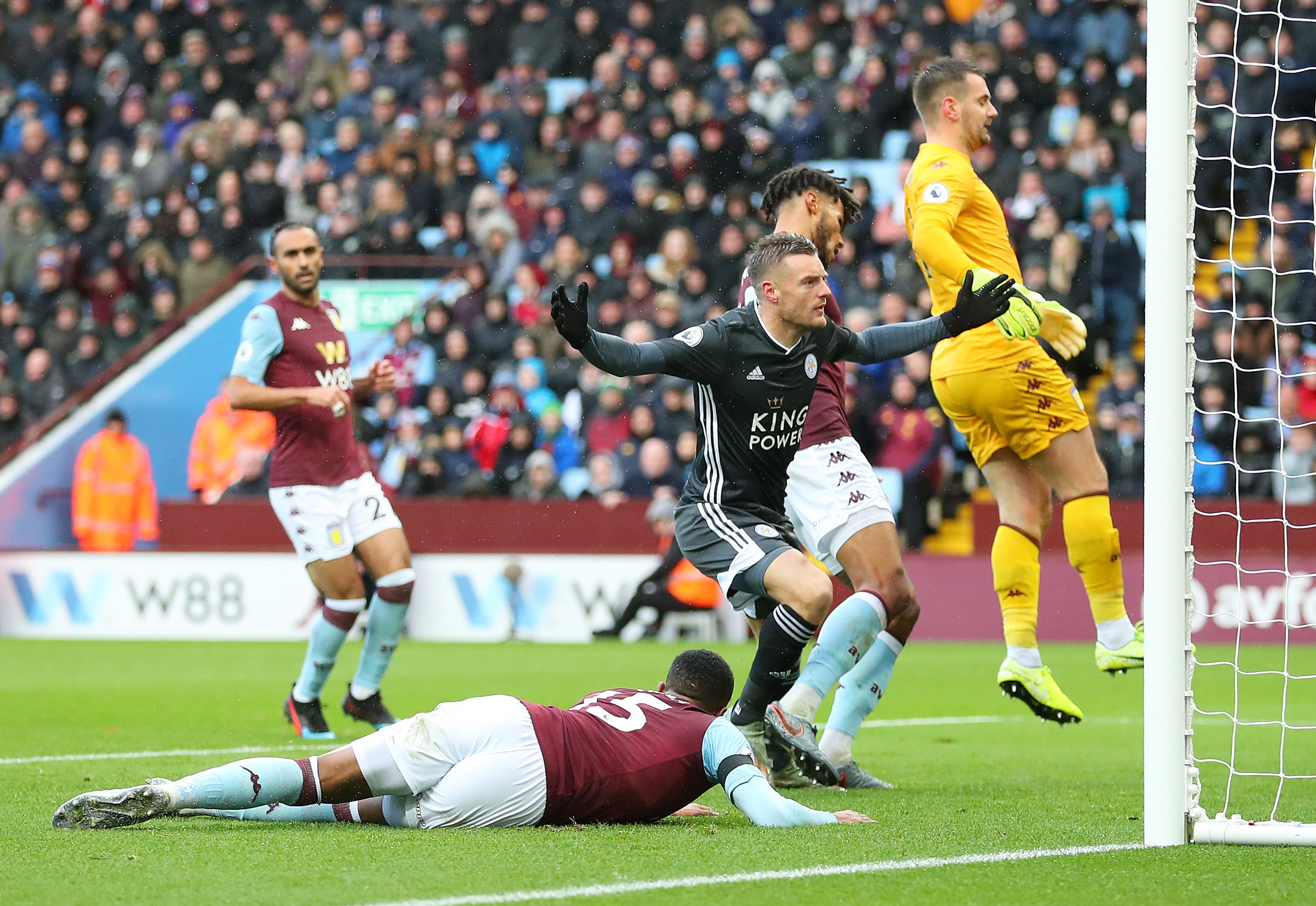 在足球里从 在足球里从